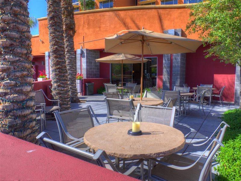 Holiday Inn Express & Suites Phoenix - Midtown, An Ihg Hotel Eksteriør billede