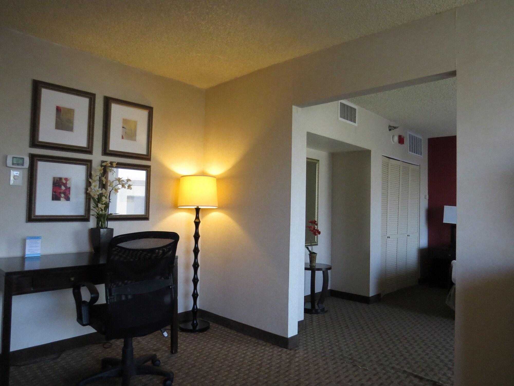Holiday Inn Express & Suites Phoenix - Midtown, An Ihg Hotel Eksteriør billede